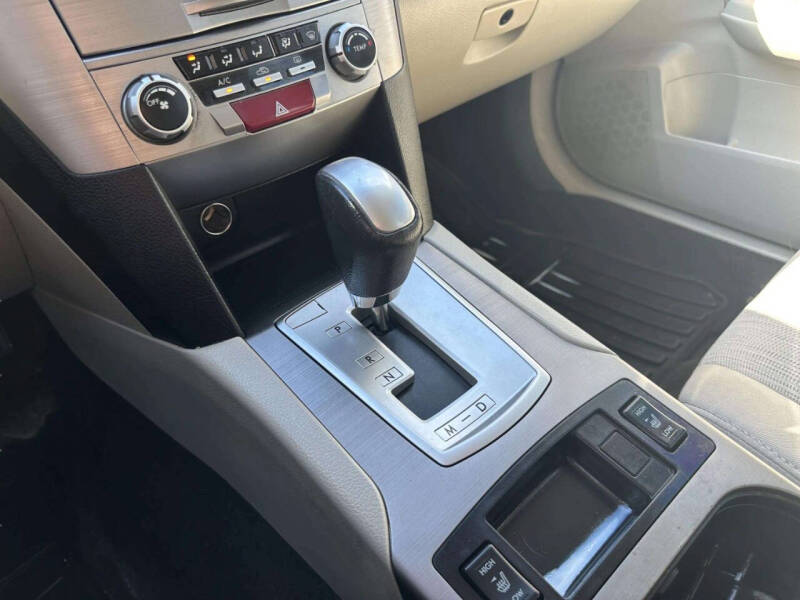 2014 Subaru Legacy 2.5i Premium