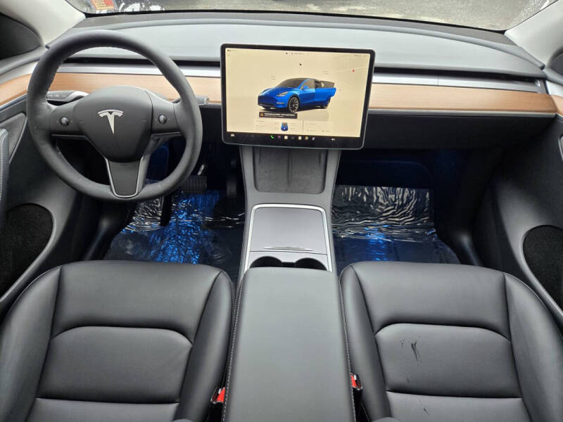 2024 Tesla Model Y Long Range