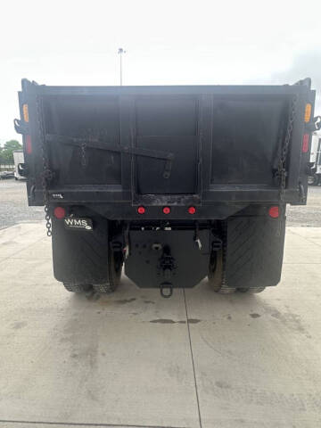 1997 Ford Louisville 8500