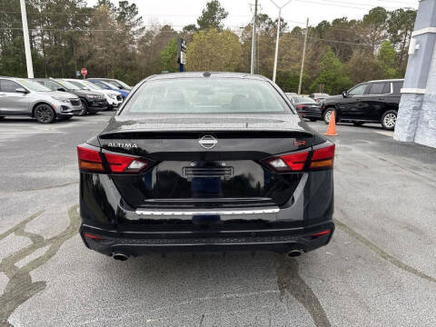 2023 Nissan Altima 2.5 SR