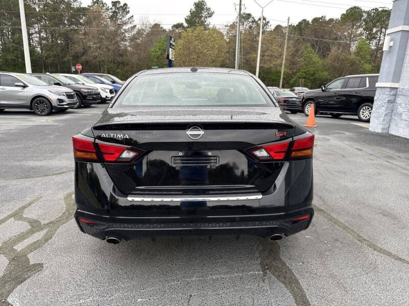 2023 Nissan Altima 2.5 SR