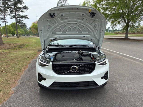 2026 Volvo XC40 B5 Ultra