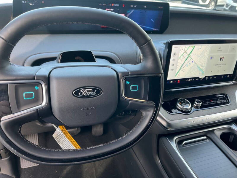 2025 Ford Expedition Tremor