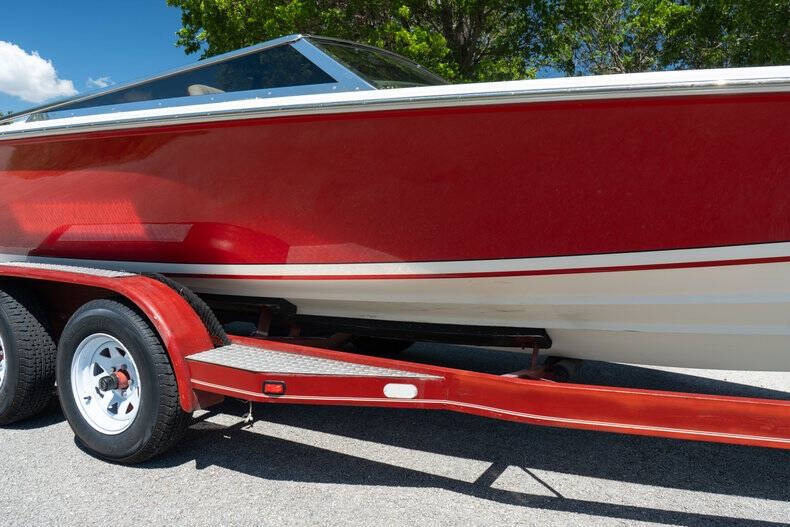 1994 Donzi Marine Classic 22