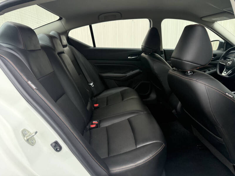 2020 Nissan Altima 2.5 SR