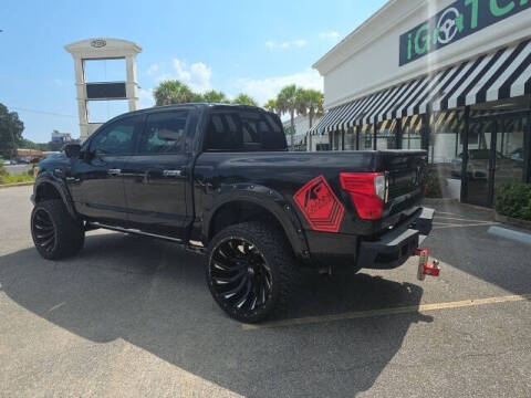 2017 Nissan Titan Platinum Reserve