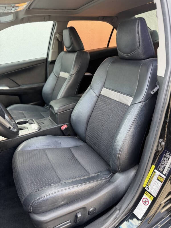 2012 Toyota Camry SE