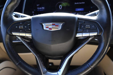 2022 Cadillac Escalade ESV Premium Luxury