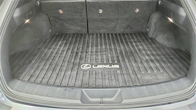 2024 Lexus UX 250h Premium