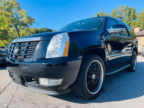 2010 Cadillac Escalade for sale at Classic Luxury Motors in Buford GA