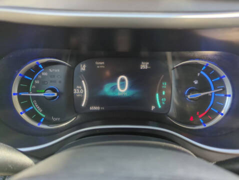 2022 Chrysler Pacifica Hybrid Touring L