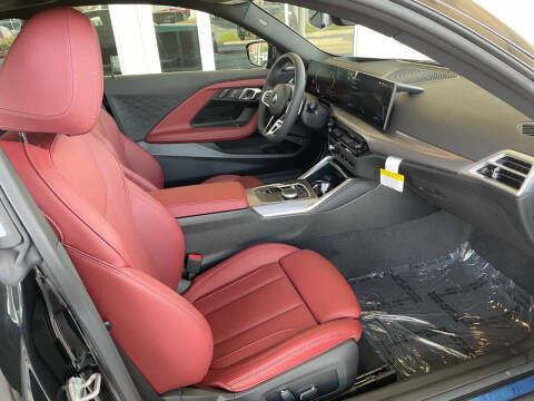 2025 BMW 2 Series 230i xDrive