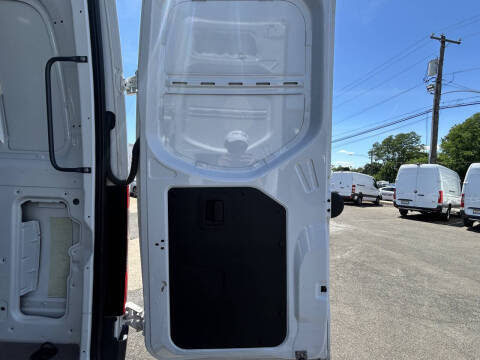 2022 Mercedes-Benz Sprinter 2500