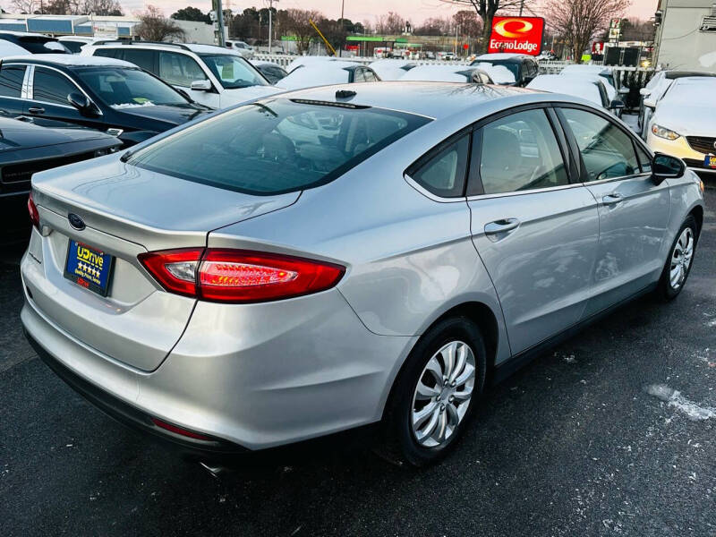 2014 Ford Fusion S