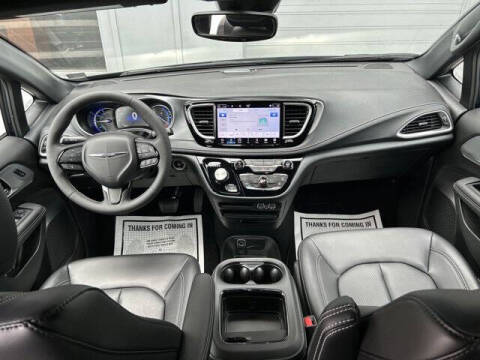 2024 Chrysler Pacifica Plug-In Hybrid