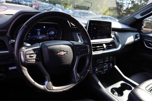 2023 Chevrolet Suburban LT
