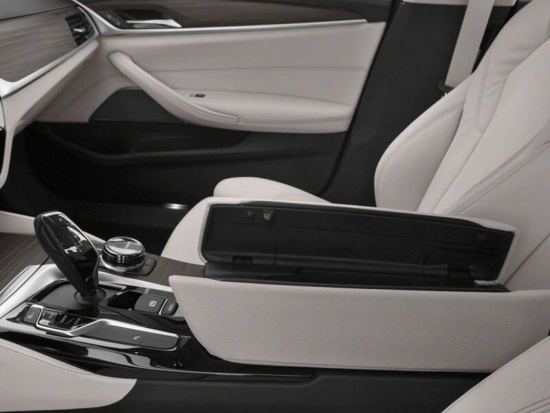2018 BMW 5 Series 530i