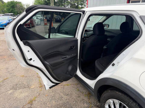 2021 Nissan Kicks S