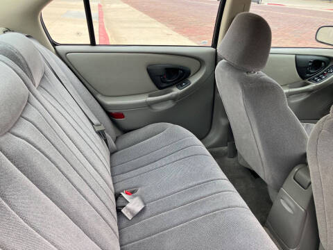 2004 Chevrolet Classic