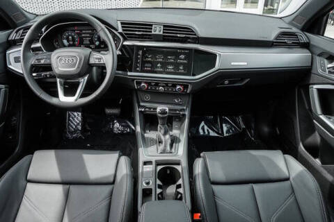 2025 Audi Q3 quattro S line Premium 45 TFSI