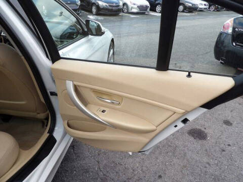 2015 BMW 3 Series 320i
