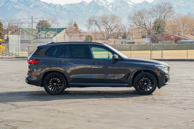 2023 BMW X5 M50i