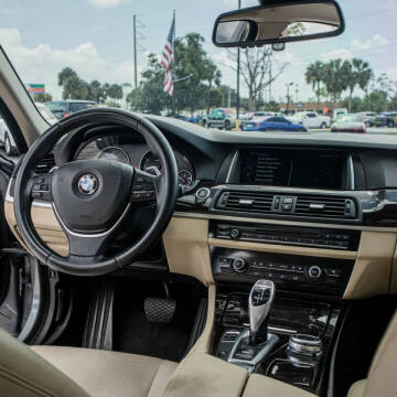 2016 BMW 5 Series 528i