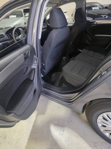 2010 Volkswagen Golf 2.5L PZEV