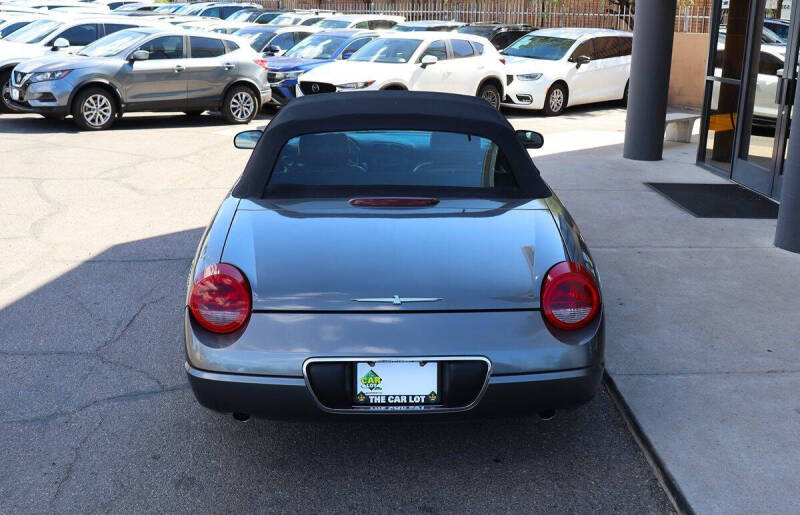 2003 Ford Thunderbird