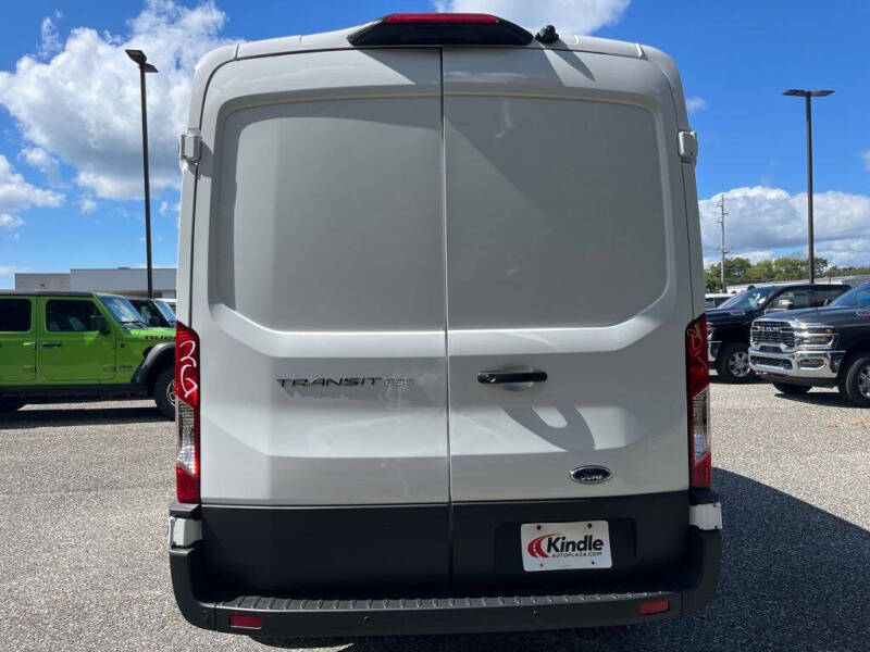 2025 Ford Transit 250