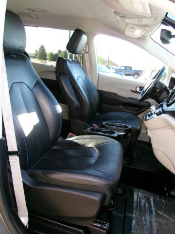 2021 Chrysler Pacifica Touring L