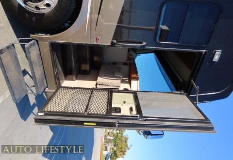 2010 Freightliner MH Chassis