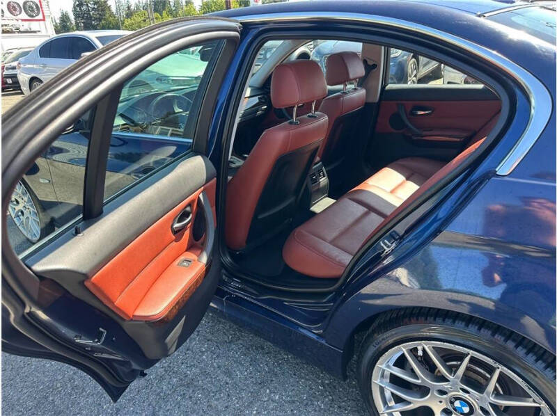 2011 BMW 3 Series 335i
