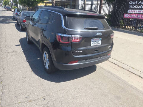 2023 Jeep Compass Altitude