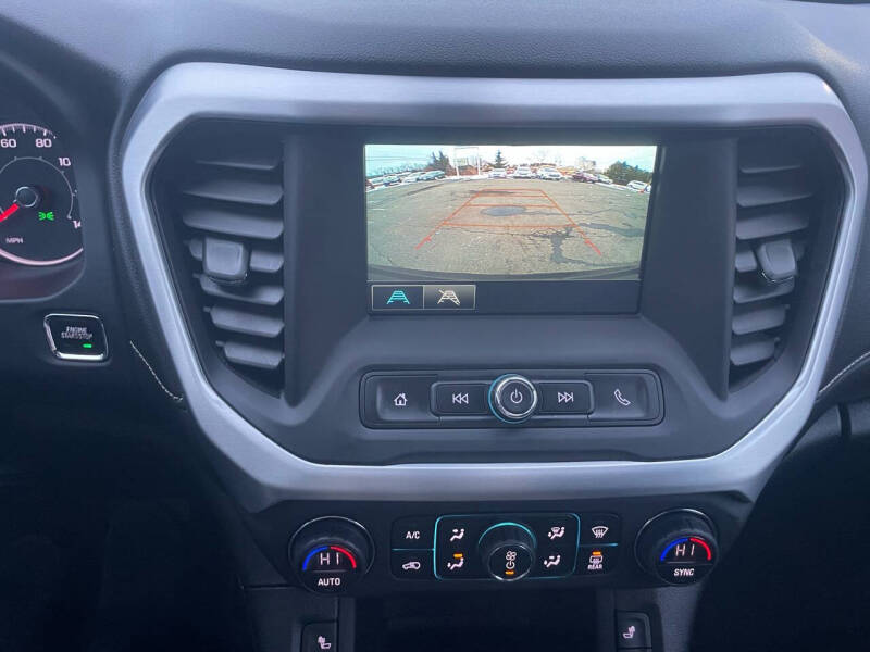 2019 GMC Acadia null photo 18