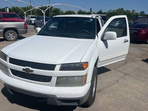 2011 Chevrolet Colorado for sale at LEE AUTO SALES in McAlester OK