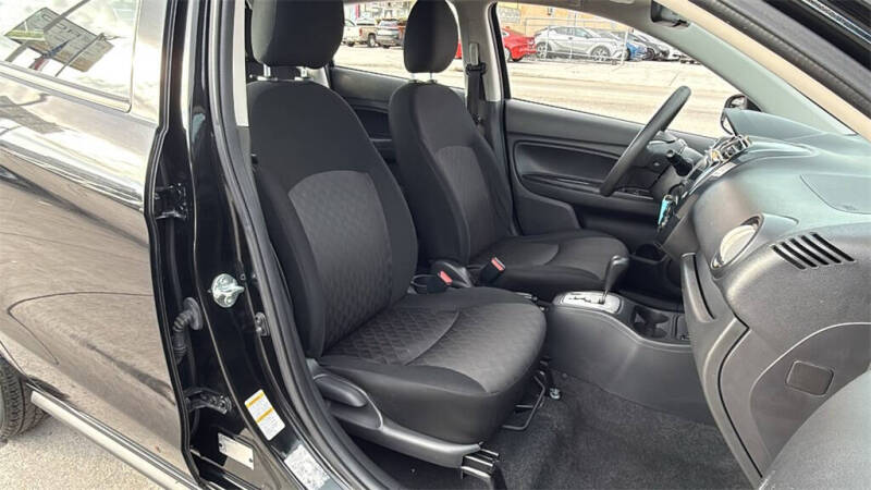 2021 Mitsubishi Mirage ES