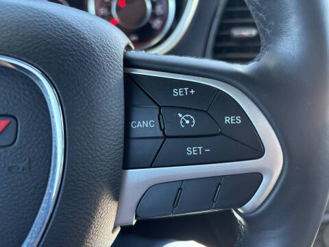 2015 Dodge Challenger R/T Plus