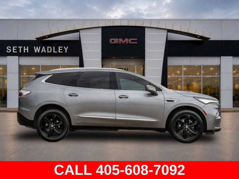 2024 Buick Enclave Essence
