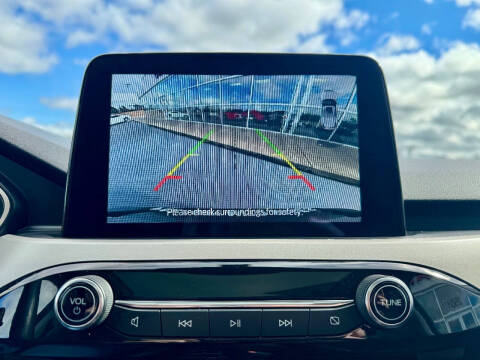 2021 Ford Escape SEL