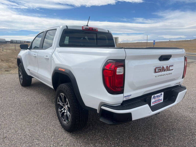 2024 GMC Canyon AT4