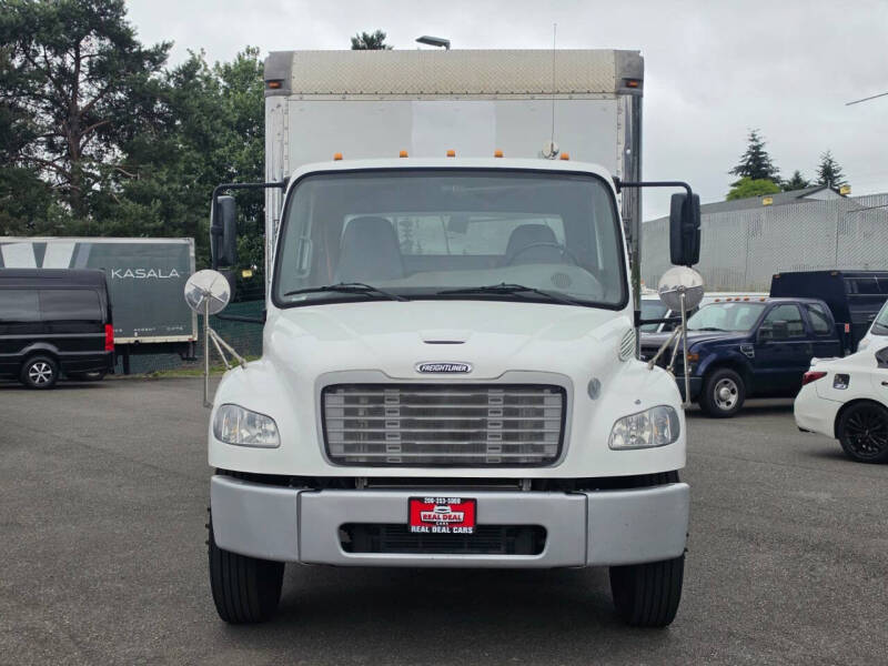 2018 Freightliner M2 106