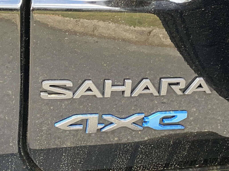 2025 Jeep Wrangler Sahara 4xe