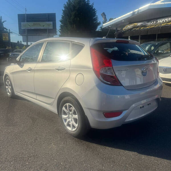 2014 Hyundai Accent GS
