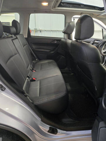 2017 Subaru Forester 2.5i Touring