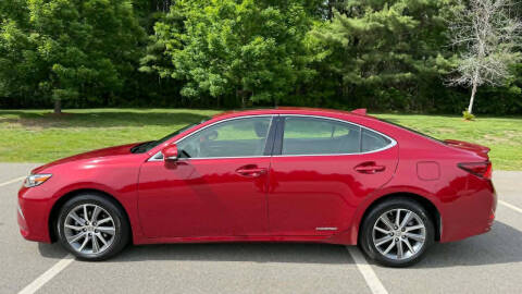 2018 Lexus ES 300h