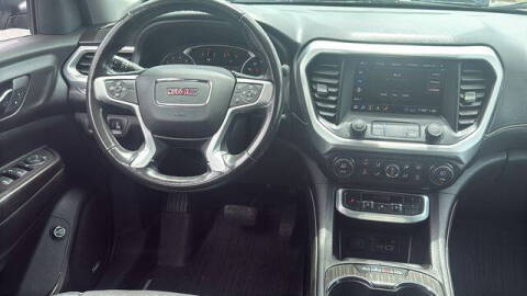 2020 GMC Acadia SLT