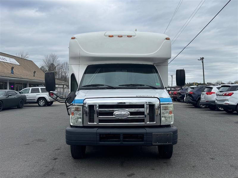 2014 Ford E-Series E-450 SD