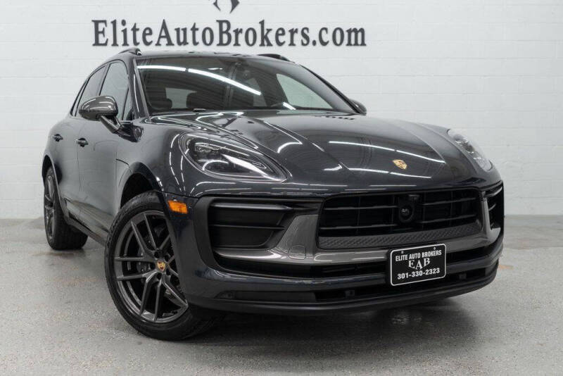 2023 Porsche Macan T