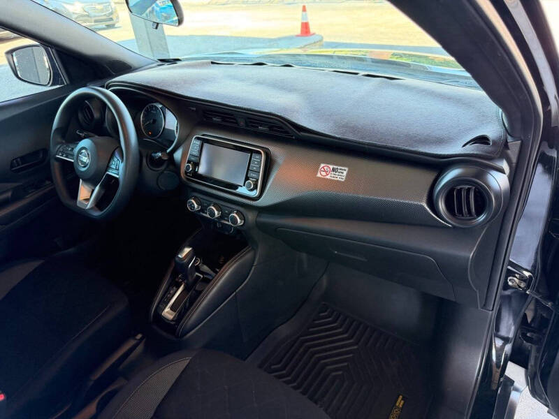 2018 Nissan Kicks SV